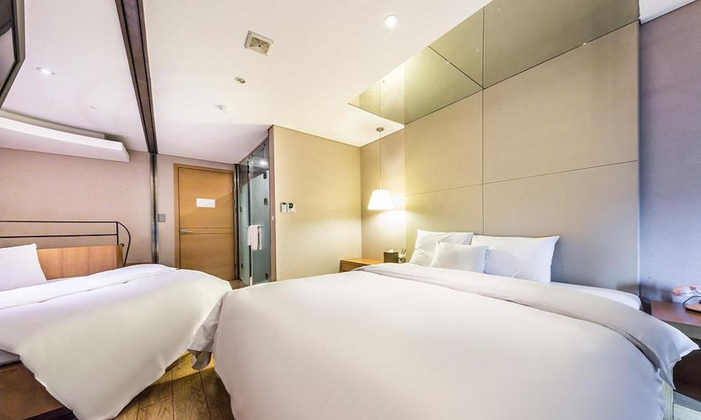 סיאול Yeongdeungpo Lifestyle F Hotel מראה חיצוני תמונה