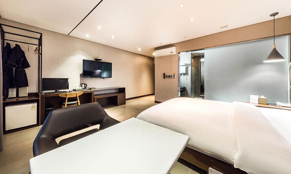 סיאול Yeongdeungpo Lifestyle F Hotel מראה חיצוני תמונה