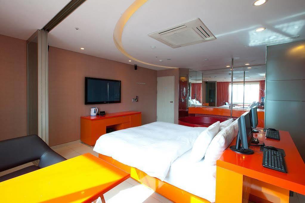 סיאול Yeongdeungpo Lifestyle F Hotel מראה חיצוני תמונה