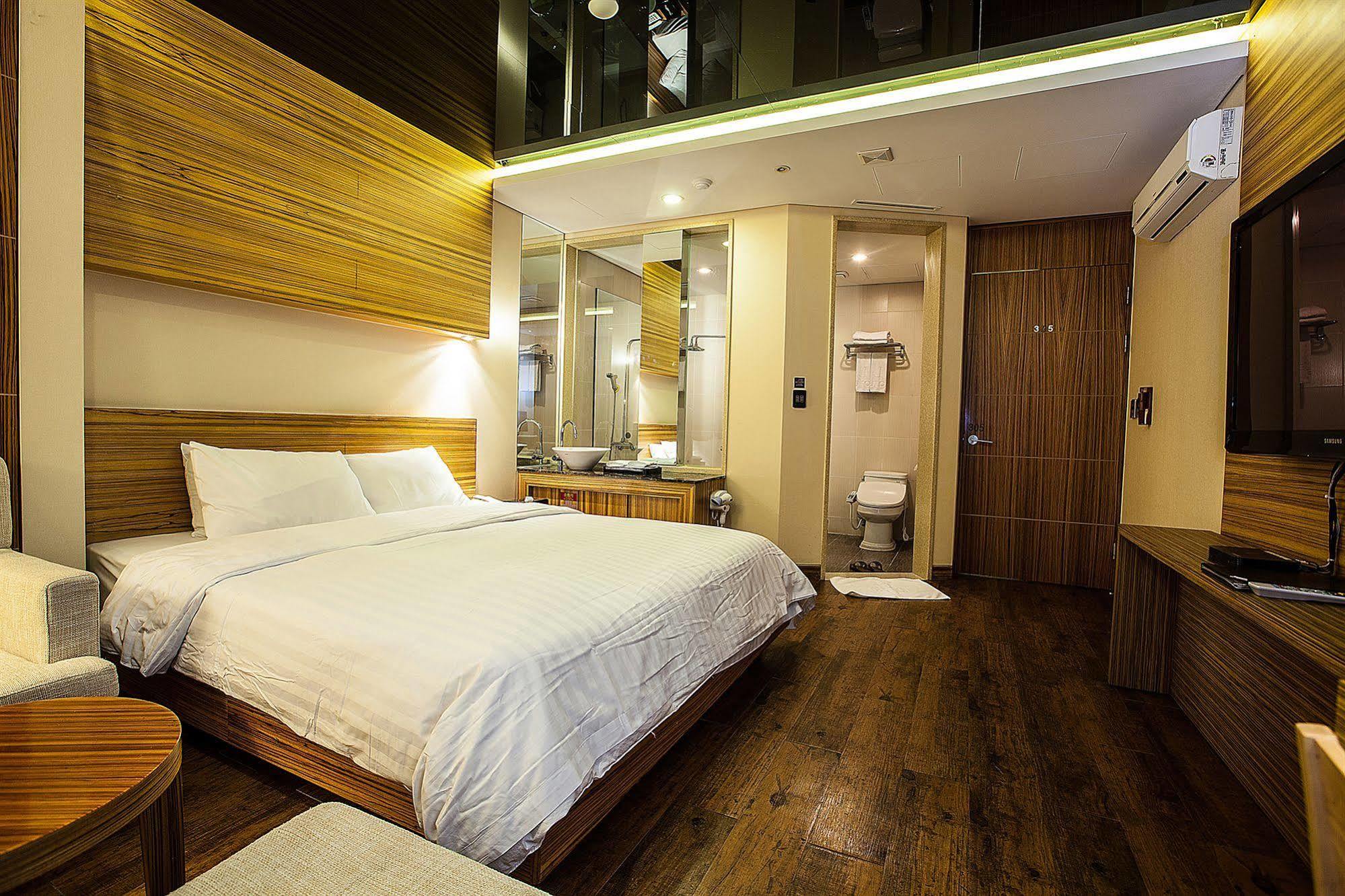 סיאול Yeongdeungpo Lifestyle F Hotel מראה חיצוני תמונה