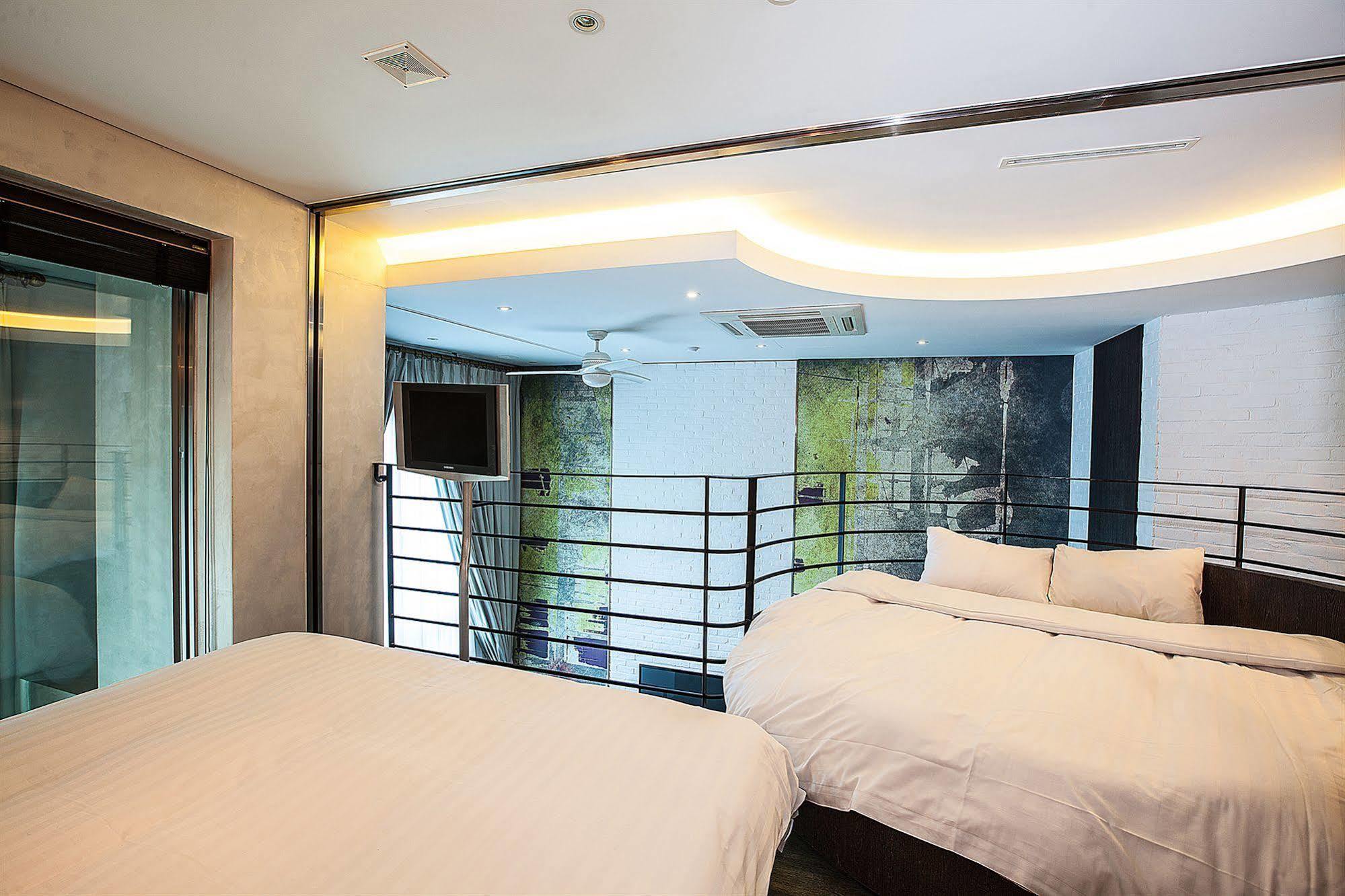 סיאול Yeongdeungpo Lifestyle F Hotel מראה חיצוני תמונה